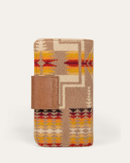 Pendleton Look West Canyon Wallet in Harding Tan