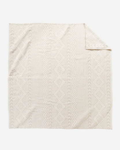 Pendleton Organic Cotton Matelasse F/Q Coverlet in the Ganado pattern