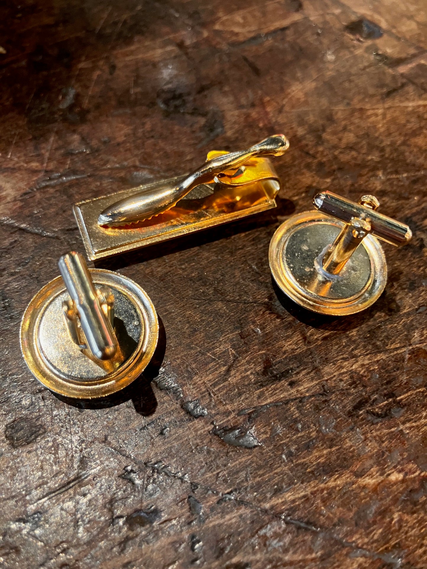 Vintage Sportsman by Amico Gentleman's Set- Sport Cuff links and tie clips