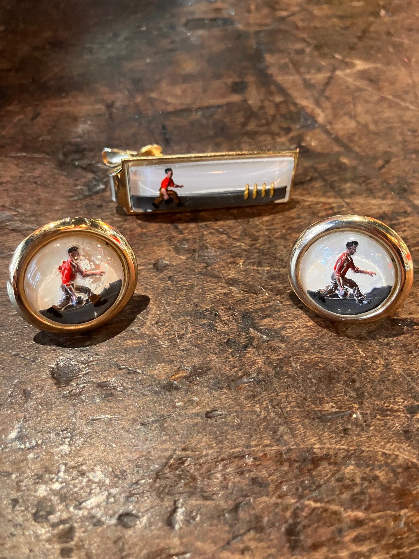 Vintage Sportsman by Amico Gentleman's Set- Sport Cuff links and tie clips