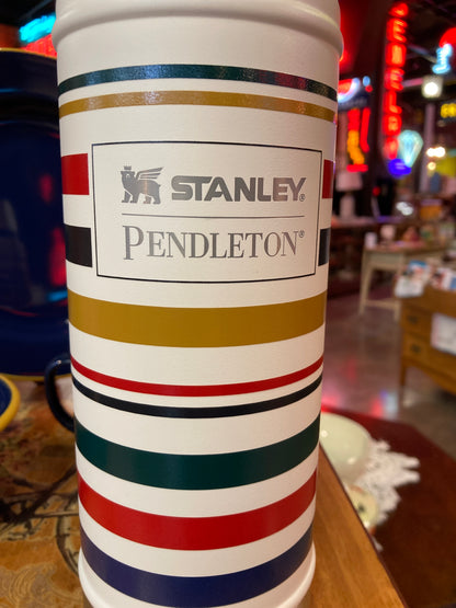 Pendleton STANLEY CLASSIC INSULATED BOTTLE