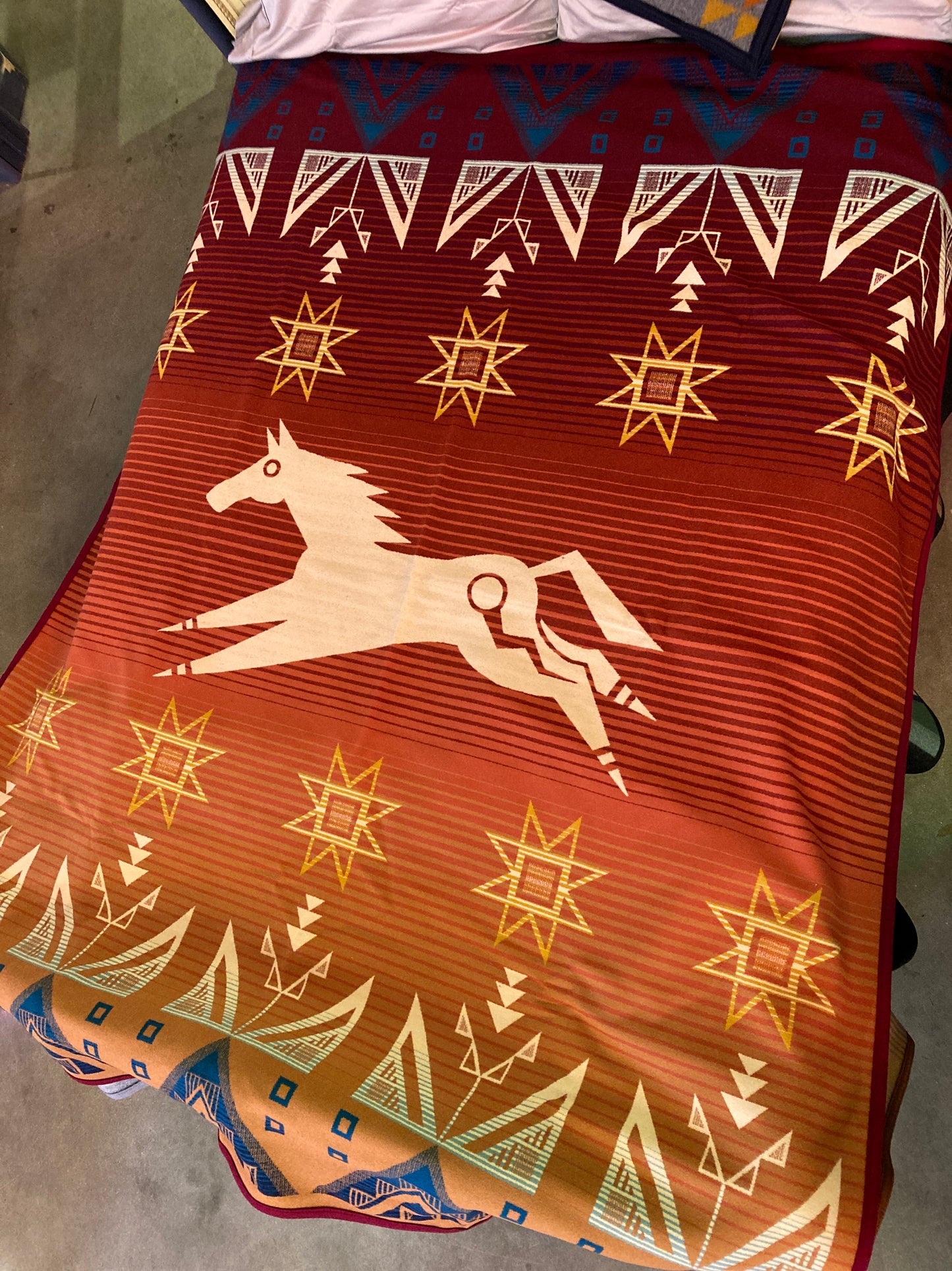 Pendleton UNITY BLANKET