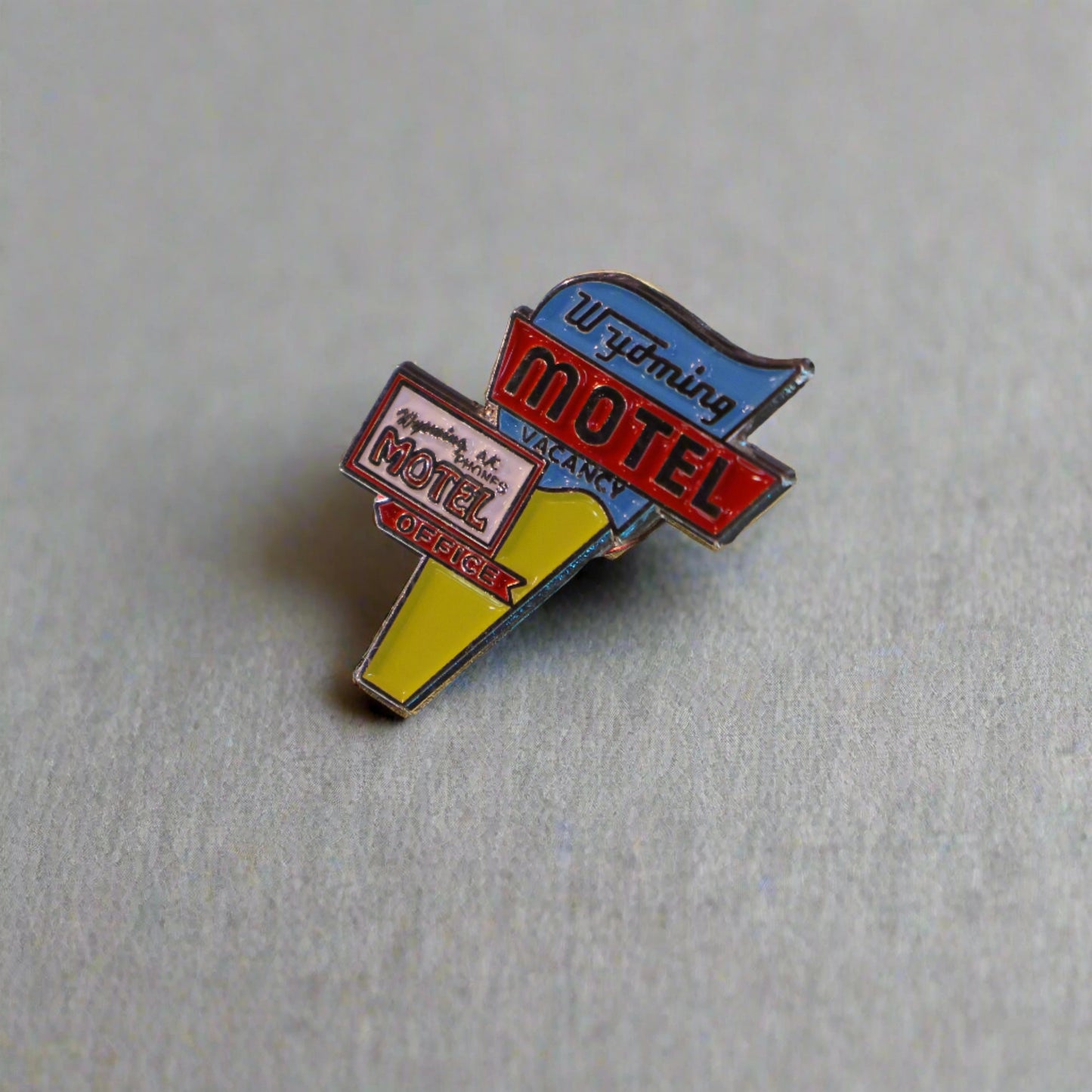 Wyoming Motel Lapel Pin