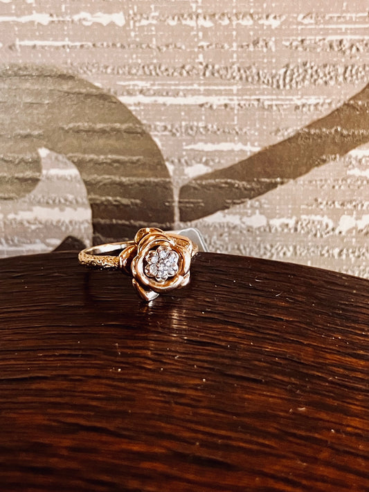 14K yellow gold rose ring with diamonds