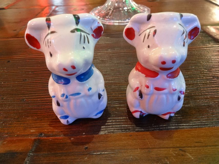 Cow Salt Pepper shaker set