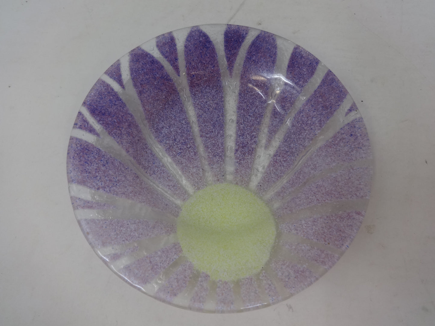 Sydenstricker Glass Purple Flower with Yellow Center Plate