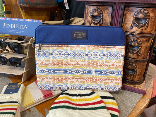 Pendleton Laptop Case