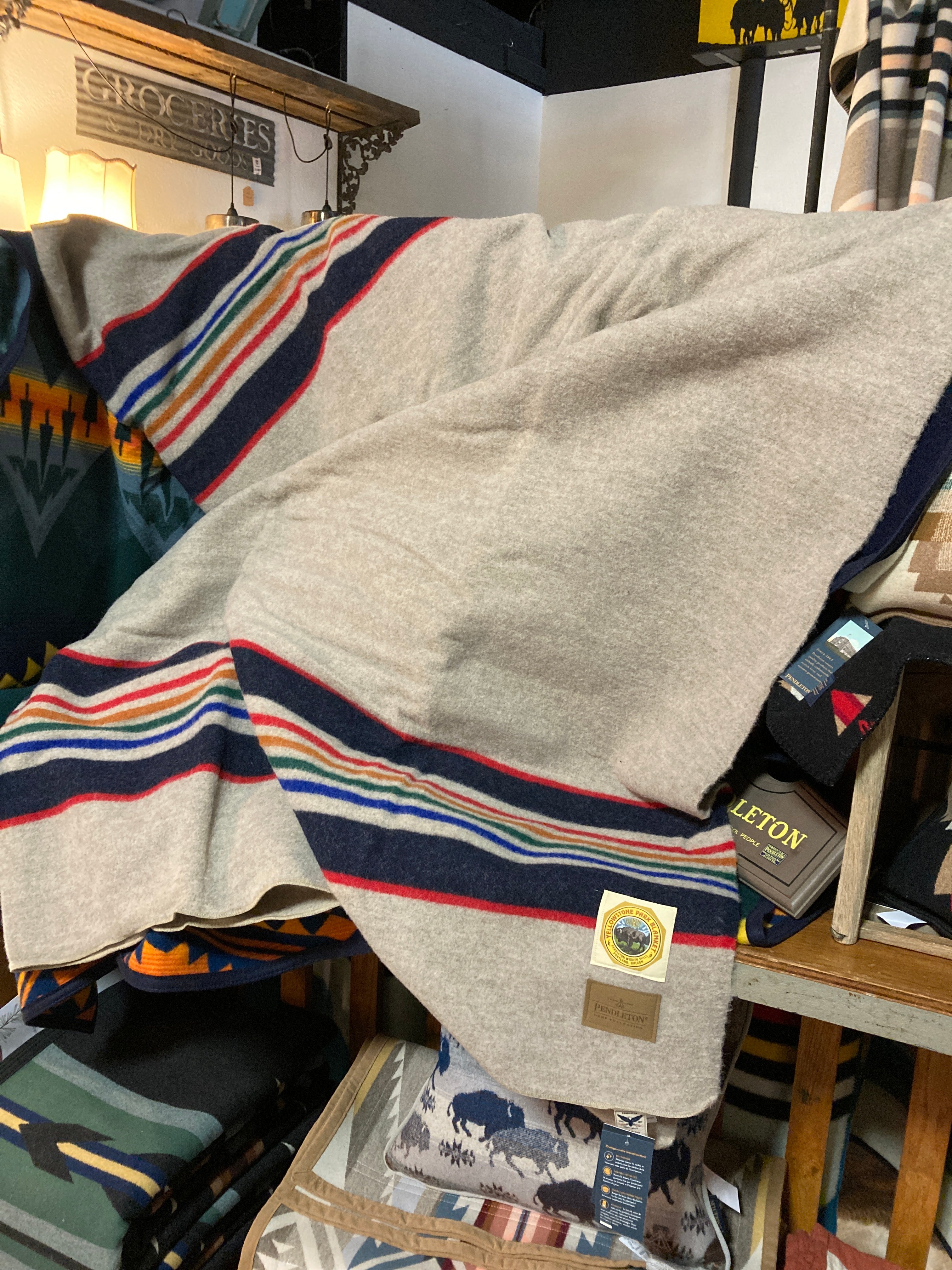 YELLOWSTONE NATIONAL PARK BLANKET FULL – Frontier Relics
