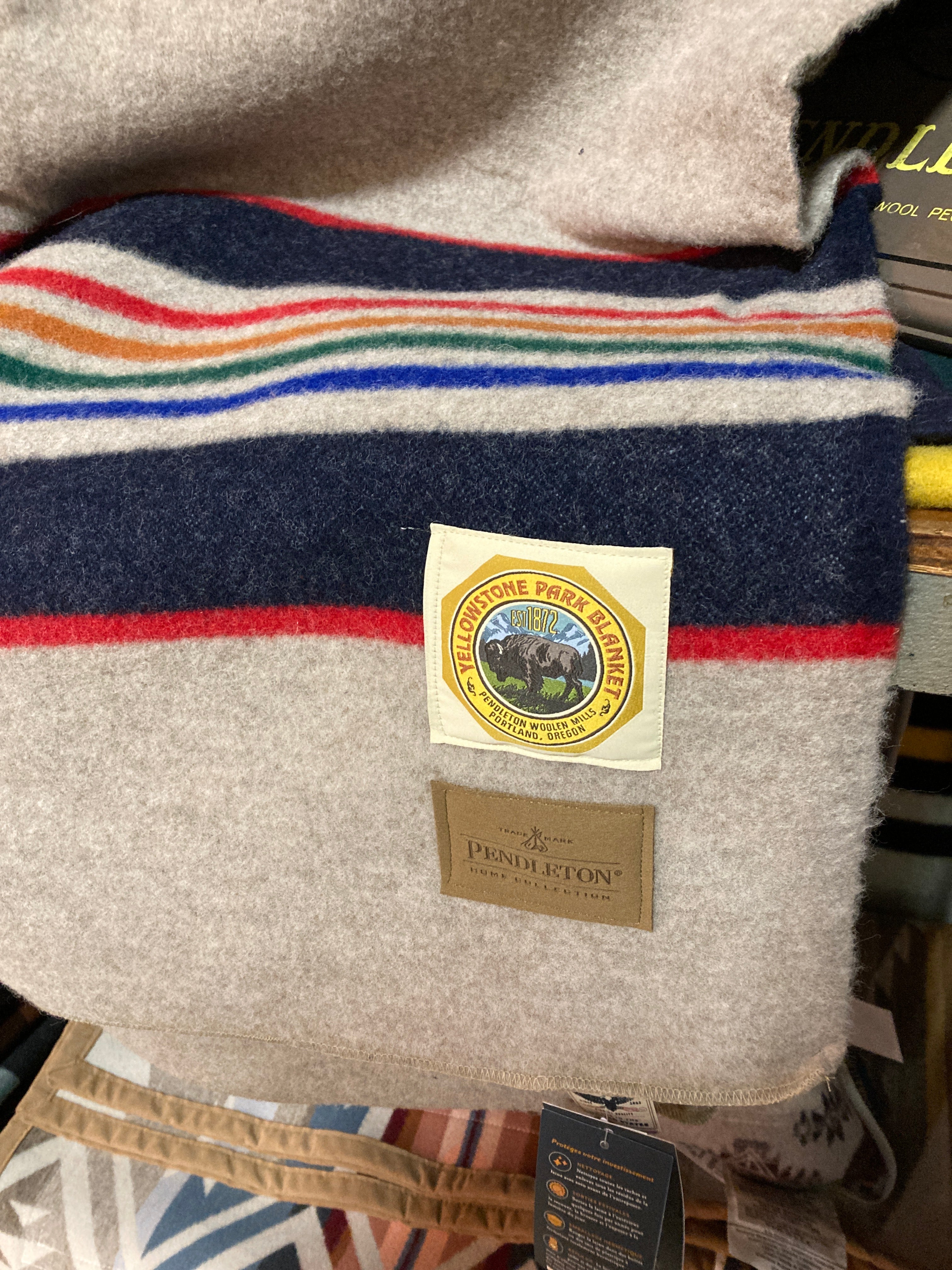 YELLOWSTONE NATIONAL PARK BLANKET FULL – Frontier Relics