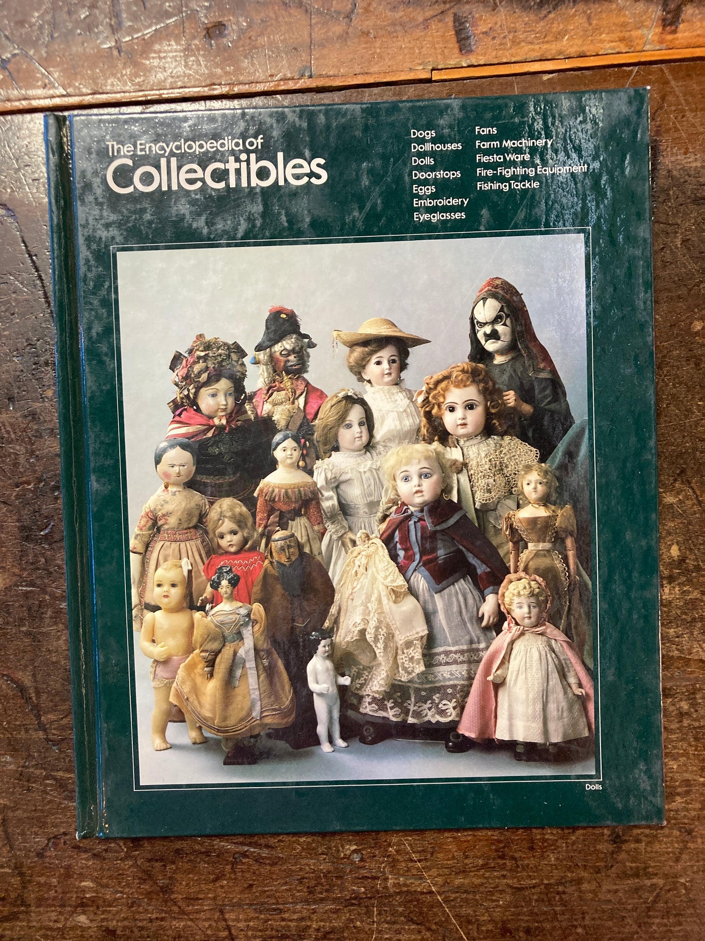 Encyclopedia of Collectibles (Dogs to Fishing Tackle)