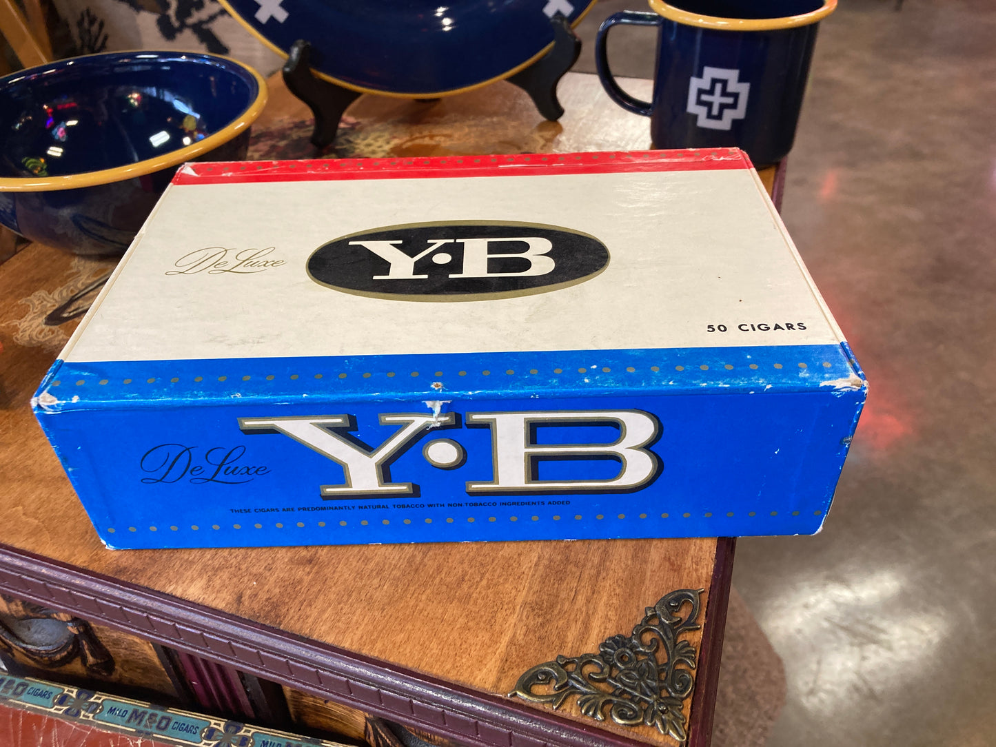 Y.B DeLuxe Vintage Cigar Box