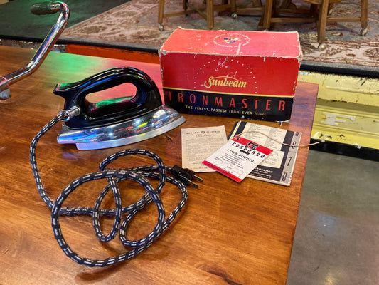 1960s Sunbeam Ironmaster Electric Iron (Model A-11 With Original Box)