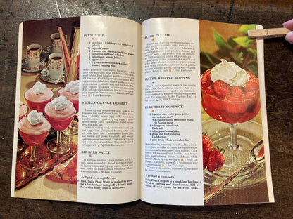 Better Homes and Gardens Cookbook Eat And Stay Slim, 1968